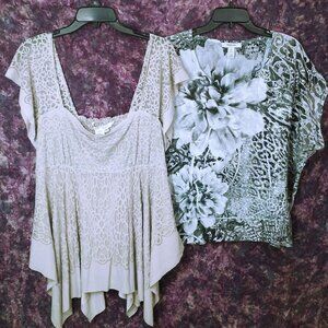 Lot(2) Blouses Tops Lady-XL Burnout Scarf Flutter Sleeve Flower Sequin Animal